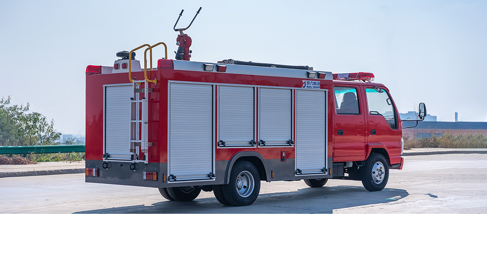 五十铃600P水罐消防车图1