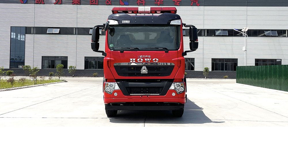 豪沃单桥泡沫消防车图7