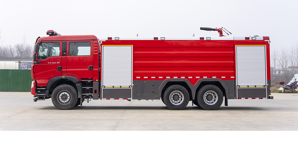 豪沃后双桥泡沫消防车图6