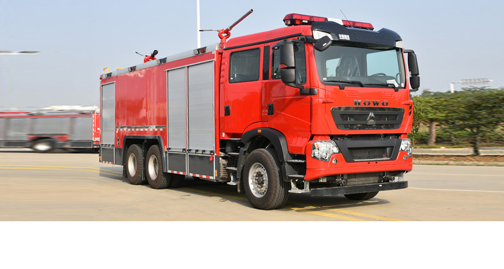豪沃后双桥干粉水联用消防车图3