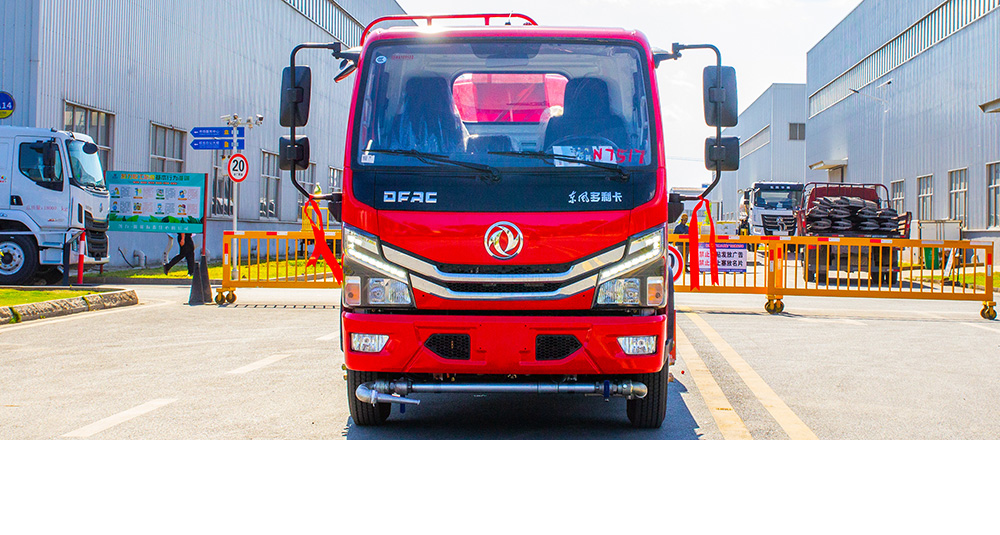 东风小多利卡消防洒水车图8