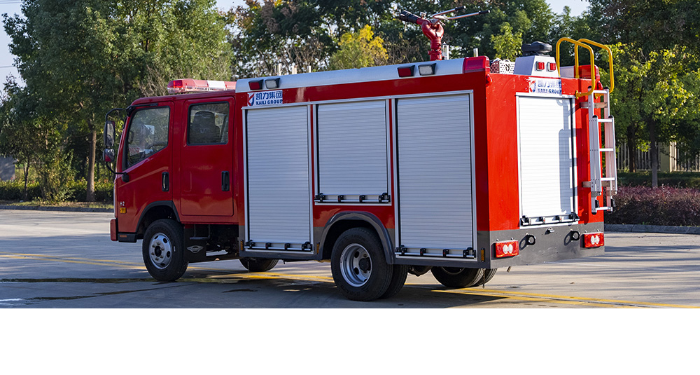 福田领航消防洒水车图4