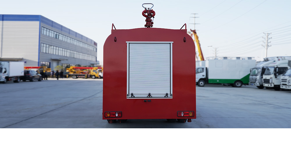 东风天锦消防洒水车图8