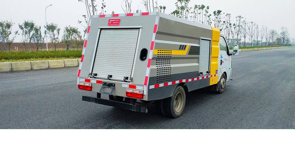 东风途逸纯电路面清洗车图5