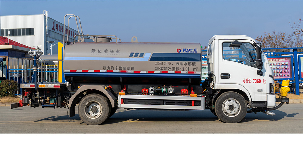 上汽跃进纯电绿化喷洒车图3