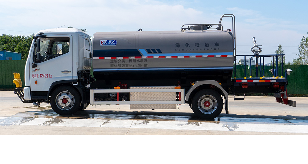 东风凯普特纯电绿化喷洒车图5