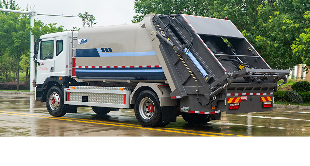 东风D9纯电压缩式垃圾车图4