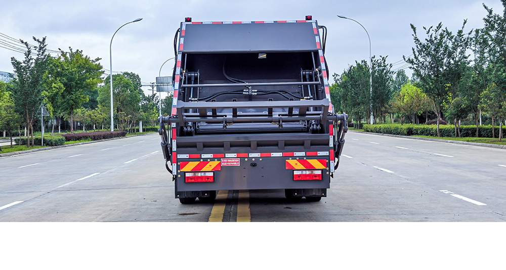 东风D9纯电压缩式垃圾车图8