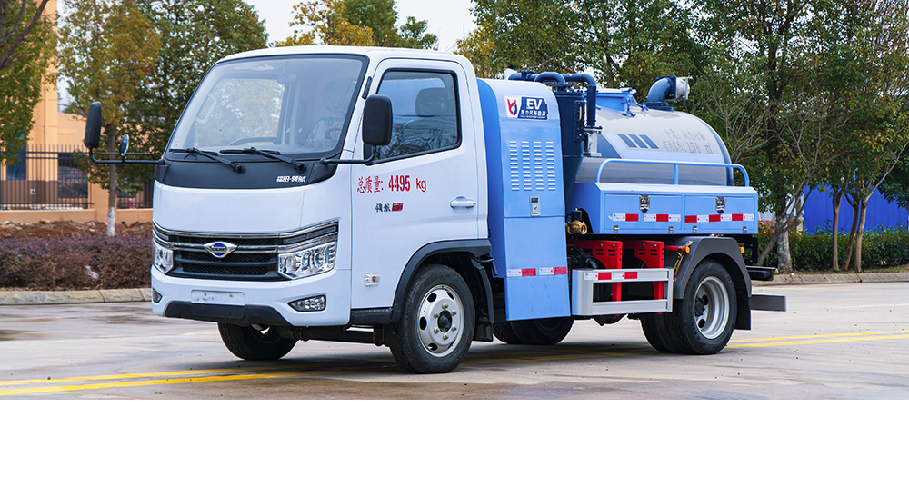 福田领航S1纯电吸粪车图2