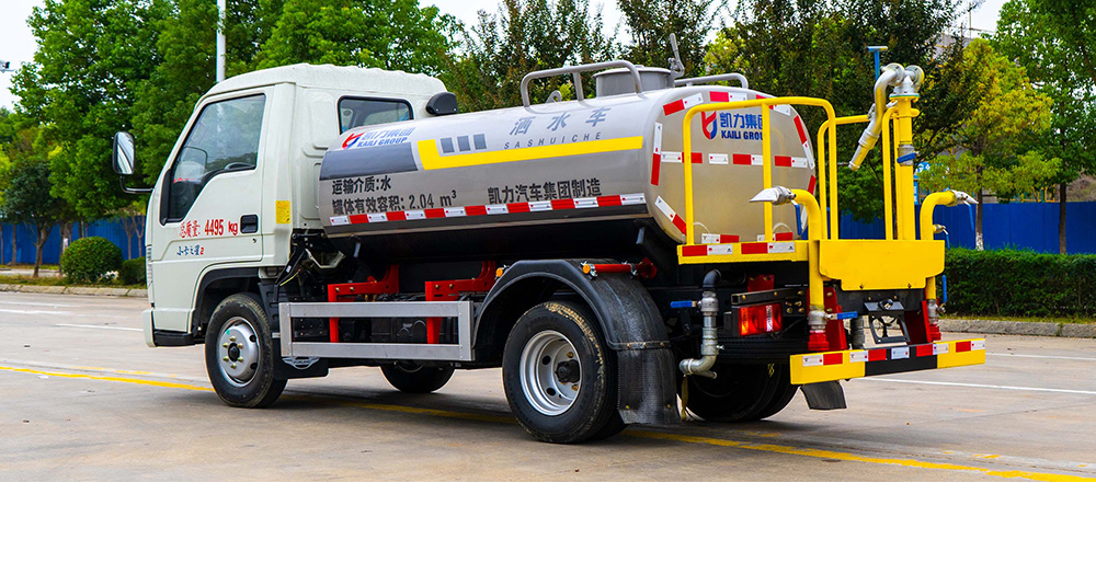 福田小卡之星2洒水车图6