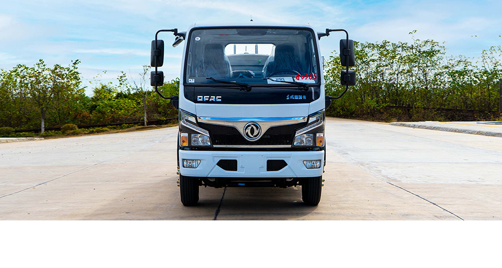 东风小福瑞卡洒水车图4