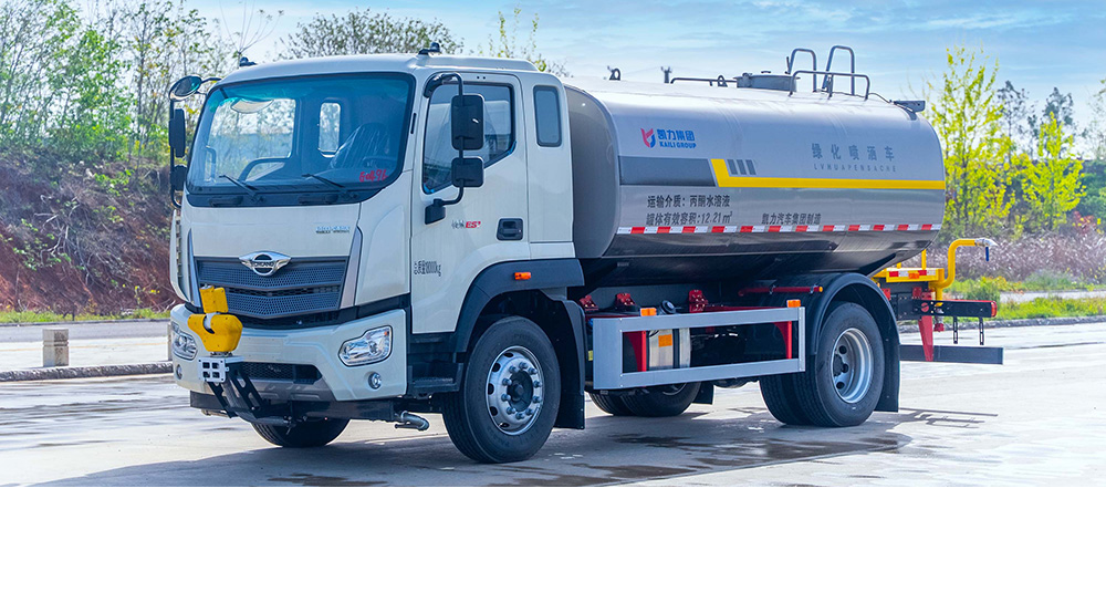 瑞沃ES7洒水车图2