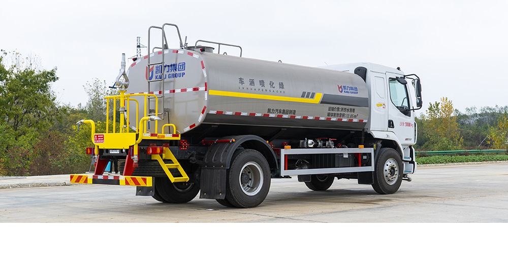 柳汽M3洒水车图3