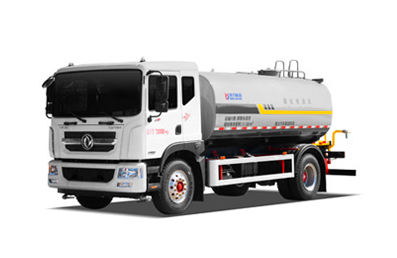 东风D9洒水车