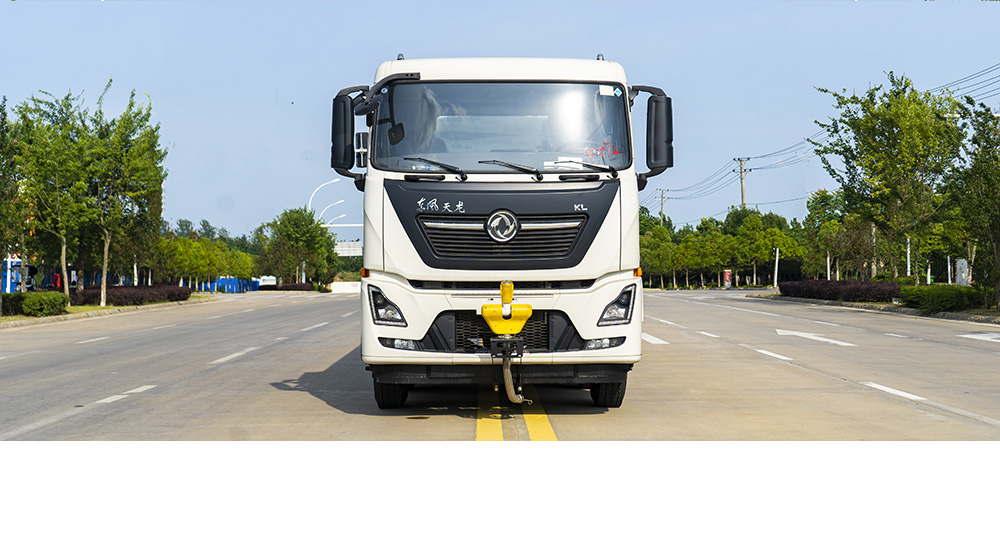 天龙前四后八洒水车图7