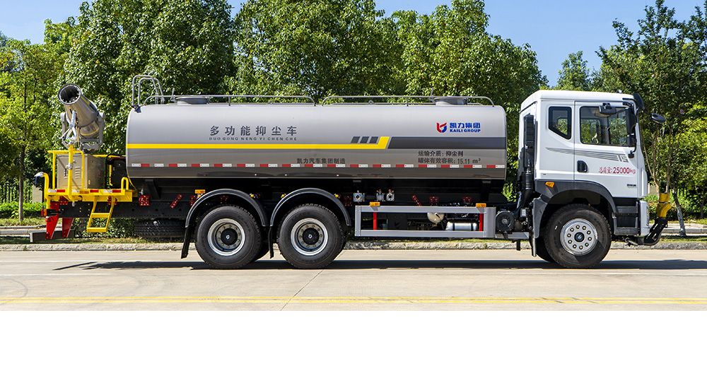 华神T5后双桥绿化喷洒车图5