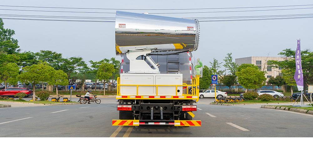 东风D9多功能抑尘车图8