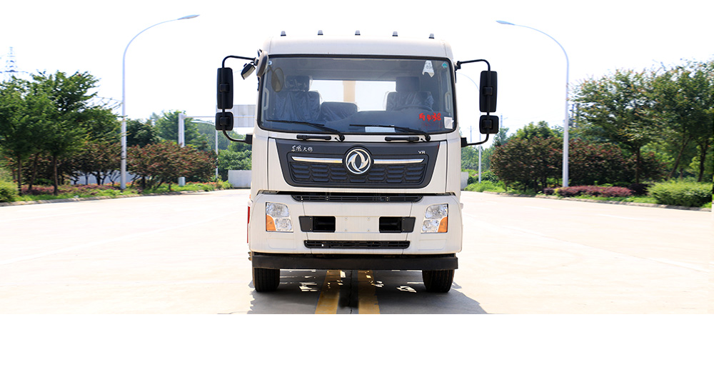 东风天锦车厢可卸式垃圾车图9