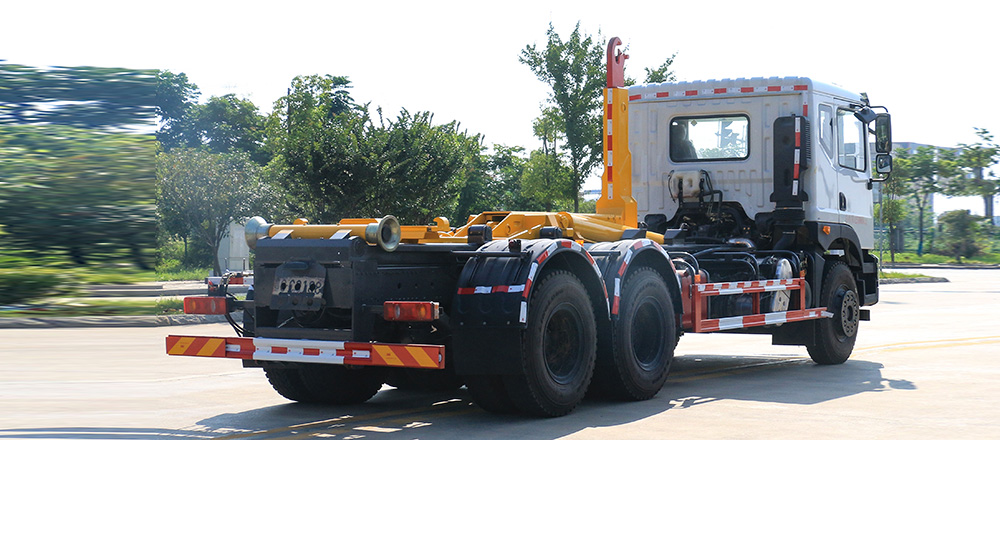 东风华神后双桥车厢可卸式垃圾车图4