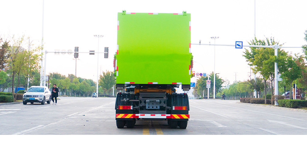 东风华神前四后八车厢可卸式垃圾车图8