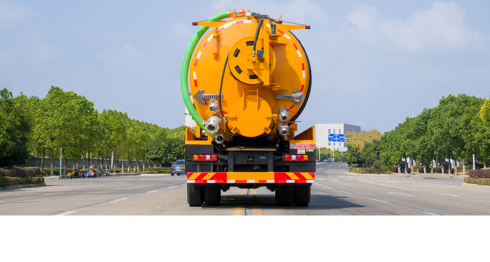 陕汽德龙前四后八清洗吸污车图7