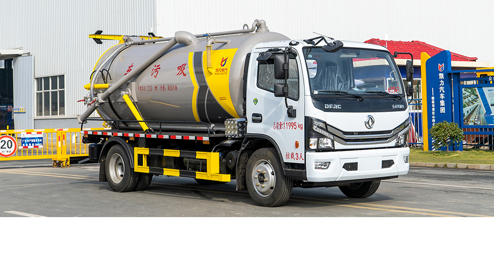 东风大多利卡吸污车图1