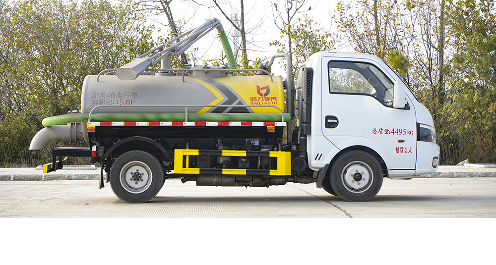 东风途逸吸粪车图3