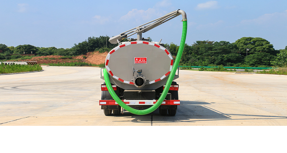 东风小多利卡吸粪车图8