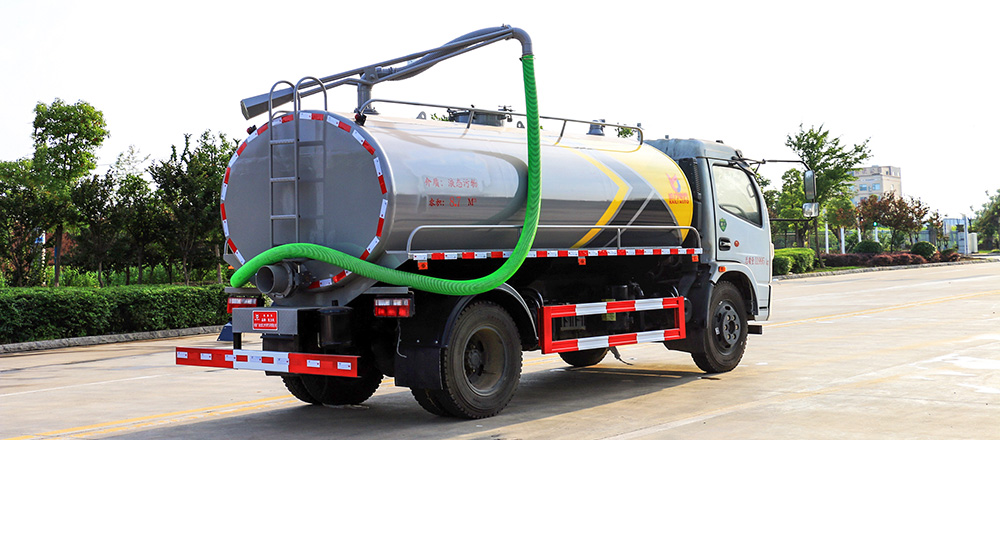 东风大福瑞卡吸粪车图5