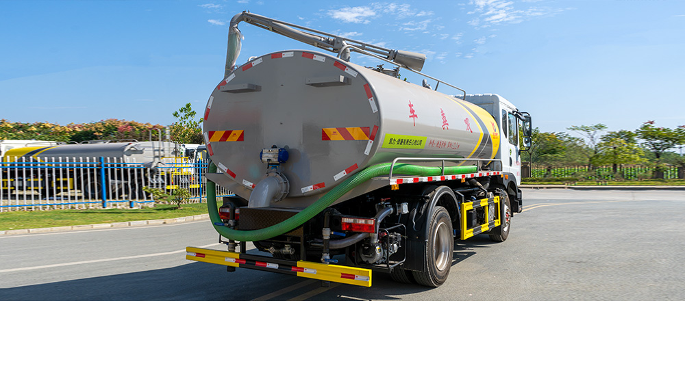 东风D9吸粪车图5