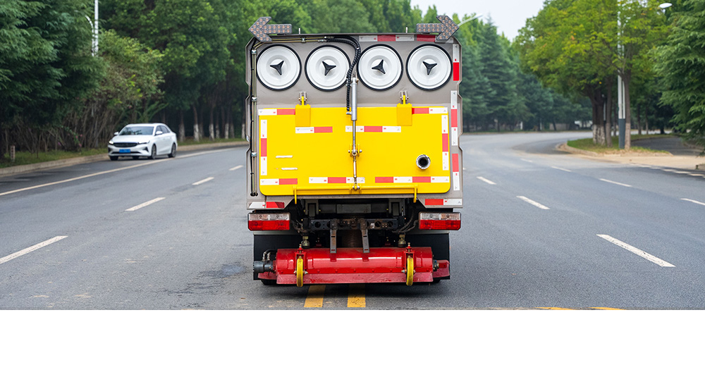 途逸后置吸尘车图8