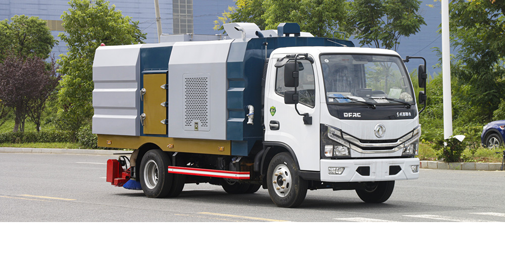 小多利卡后置吸尘车图1