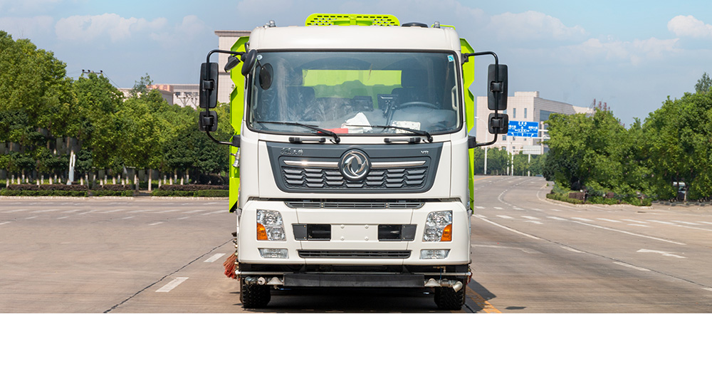 东风天锦洗扫车图6