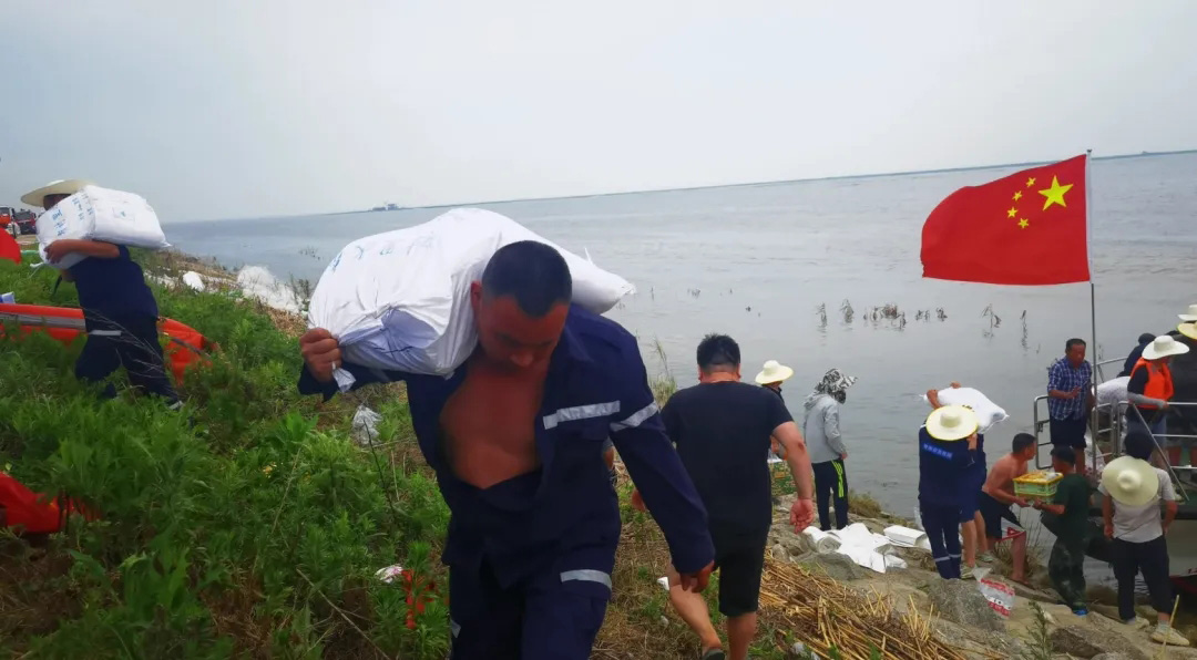 【救援先锋】防汛大堤上的最强堡垒——余磊